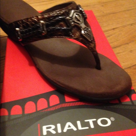 Sandals - Picture 2 of 2